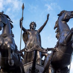 Bronze statue of Boudica in London