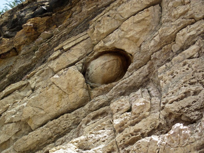 Concretion in the Dakota Sandstone in Colorado, US. James St. John/Flickr (CC BY 2.0)