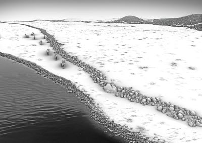 Graphic reconstruction of the hunting structure based on bathymetric data and an underwater 3D model.